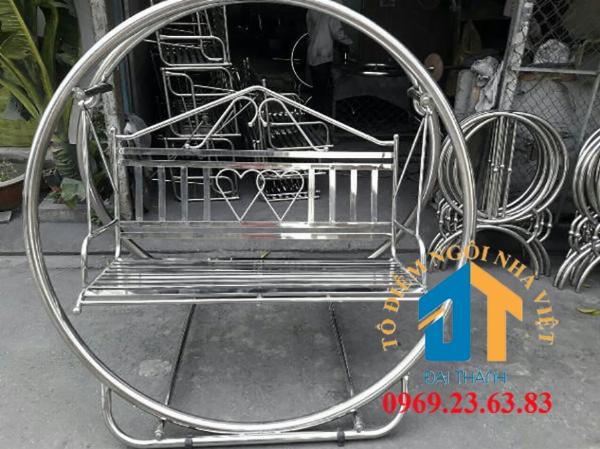 Xích đu inox kiểu vòng tròn rộng 1m5 