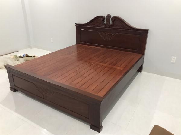 Giường ngủ Căm Xe 1,6 x 2m